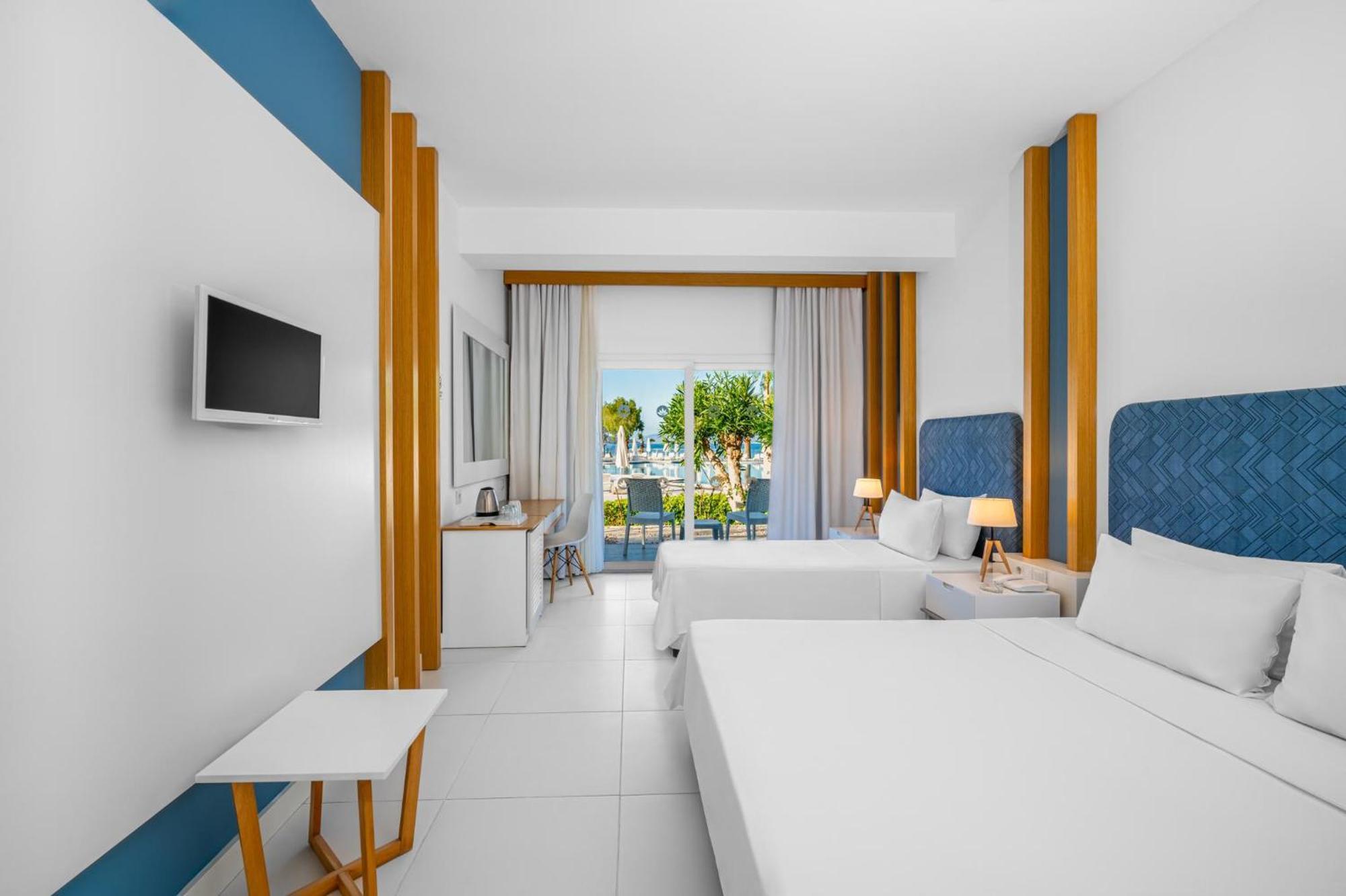 Superior Double Room Garden View